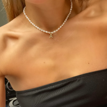 LÉTTER Collares